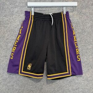 Mitchell & Ness Hardwood Classics Los‎ Angeles Lakers Shorts Boys Medium 10/12